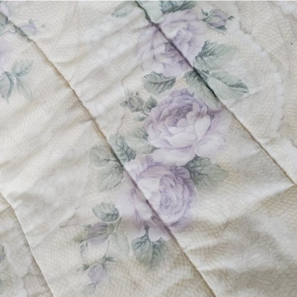 REVERSIBLE BEDDING TWIN- Floral and Cream W large pillow case - Picture 8 of 12